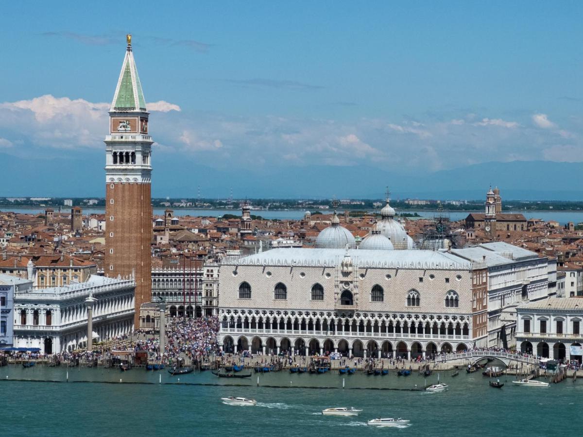 B&B Ca Del Poeta Venice Exterior photo